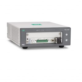 Benchtop PXI-1090 Chassis Bundle with SMU